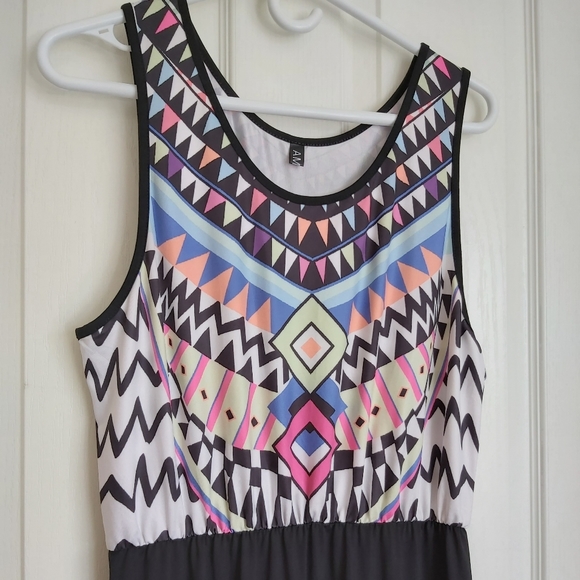 2/$15 Abstract Maxi Dress - Picture 2 of 3